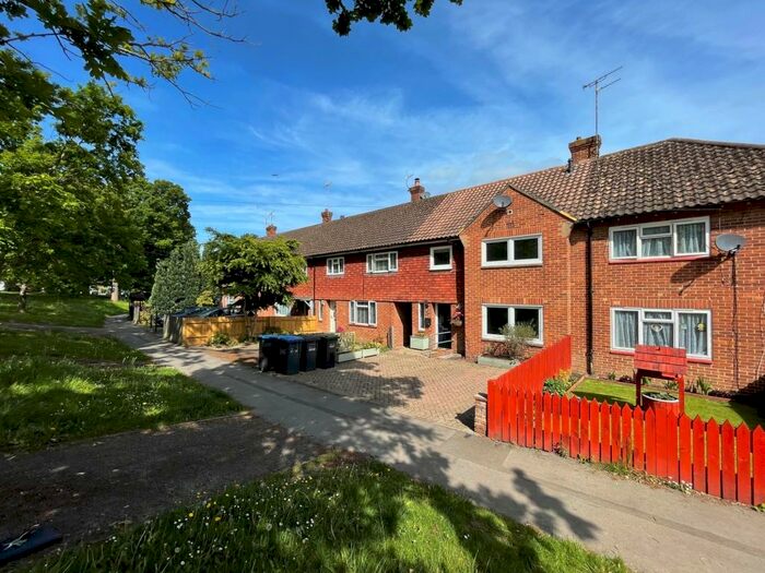 3 Bedroom House To Rent In Washington Road, Haywards Heath, RH16