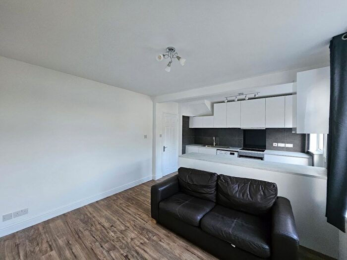 3 Bedroom Semi-Detached House To Rent In Old Marston Road, Oxford, OX3