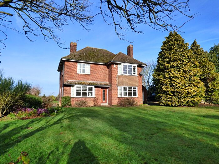 3 Bedroom Detached House To Rent In Bishop Bridge, Glentham, LN8