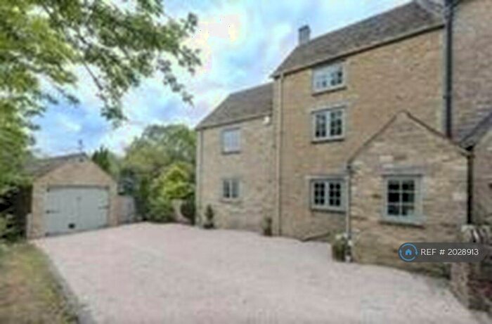 3 Bedroom Flat To Rent In May Cottage, Cleveley, Chipping Norton, OX7