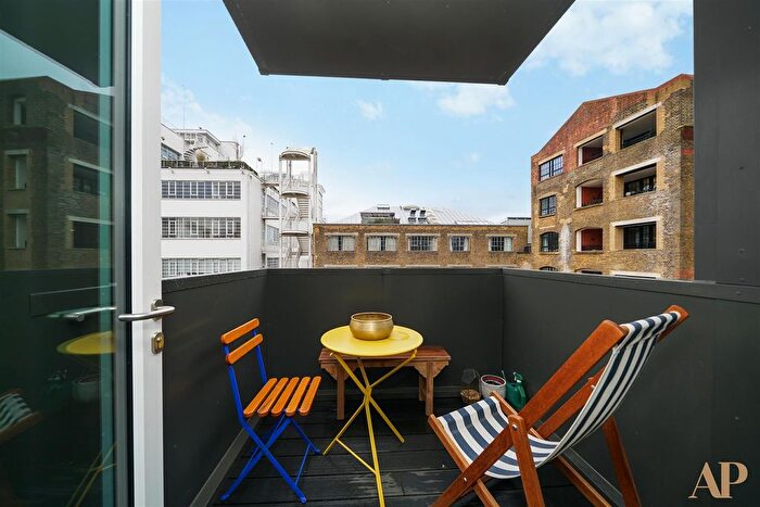 1 Bedroom Flat To Rent In New Tanner Way, London Square, Bermondsey, SE1