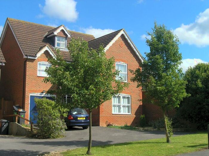 5 Bedroom Detached House To Rent In Firecrest Road, Gabriel Park, Basingstoke, RG22