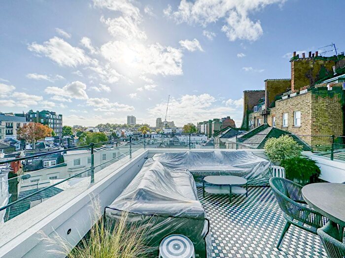 2 Bedroom Flat To Rent In Prince Of Wales Terrace, London, W8