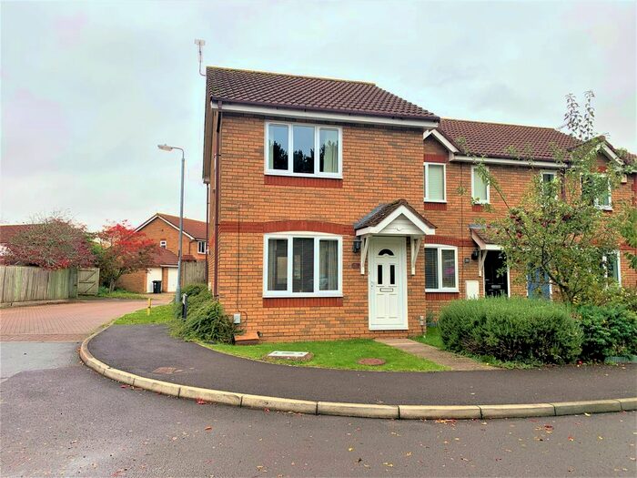 2 Bedroom End Of Terrace House To Rent In Bullfinch Close, Dorcan, Swindon SN3