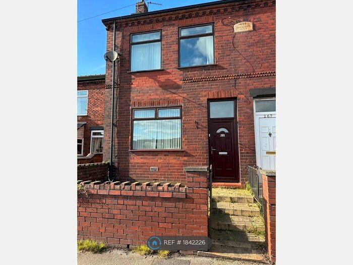 3 Bedroom End Of Terrace House To Rent In Bolton Road, Ashton-In-Makerfield, Wigan, WN4
