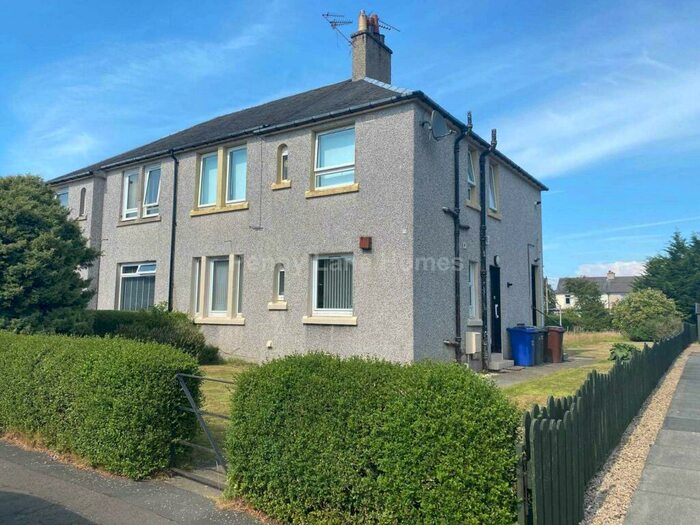 2 Bedroom Cottage To Rent In Ladeside Drive, Johnstone, PA5