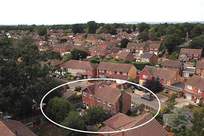 4 Bedroom Detached House For Sale In Akehurst Close, Copthorne, Crawley, RH10