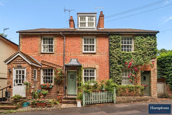 2 Bedroom Terraced House To Rent In Wick Road, Englefield Green, TW20
