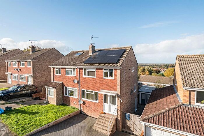 3 Bedroom Semi-Detached House For Sale In Herne Rise, Ilminster, TA19