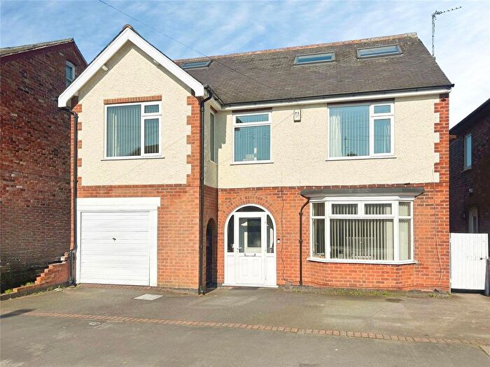 6 Bedroom Detached House For Sale In Knightthorpe Road, Loughborough, Leicestershire, LE11
