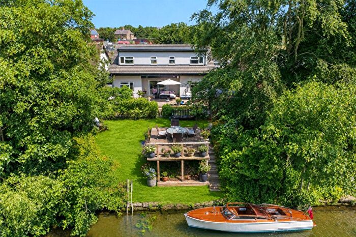 4 Bedroom Detached House For Sale In Ham Island, Old Windsor, Windsor, Berkshire, SL4