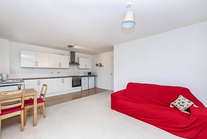 1 Bedroom Flat To Rent In Finland Street, Canada Water, London, SE16