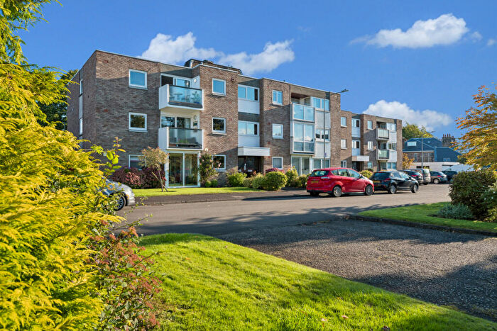 3 Bedroom Flat For Sale In Lanton Road, Flat /, Newlands, Glasgow, G43