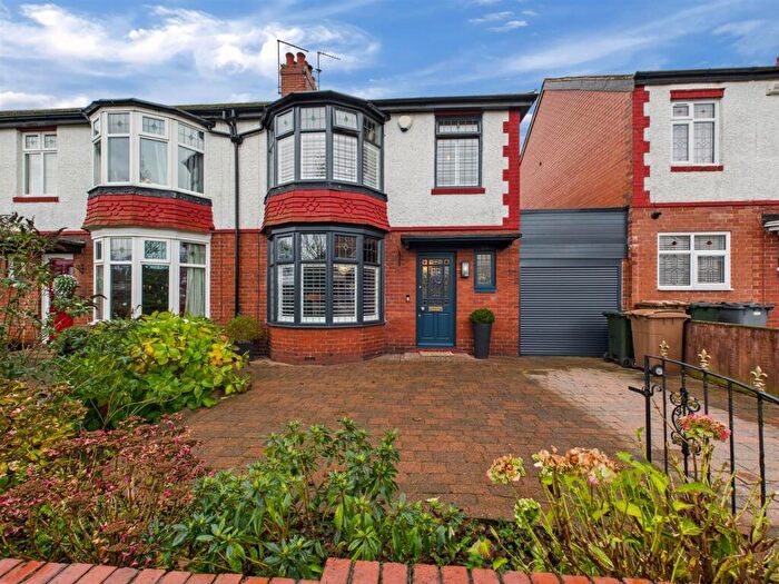3 Bedroom Semi Detached House For Sale In Eastfield Avenue, Whitley Bay, NE25