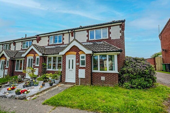 2 Bedroom Terraced House For Sale In Lancaster Rise, Mundesley, NR11