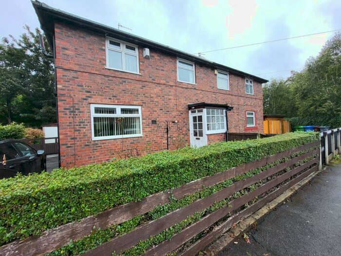 3 Bedroom Semi-Detached House To Rent In Ridsdale Avenue, Manchester, Greater Manchester, M20