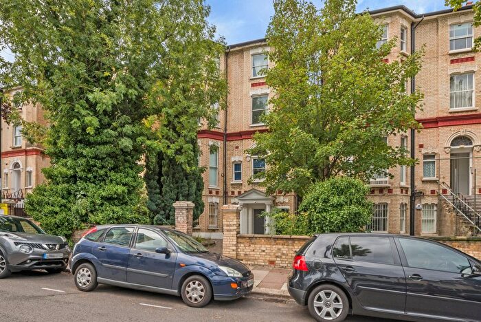 Studio For Sale In Fellows Road, Belsize Park, NW3