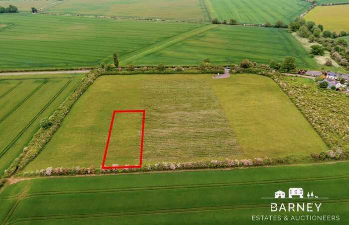 Land For Sale In Whitwick Green Road, Thurleigh, MK44