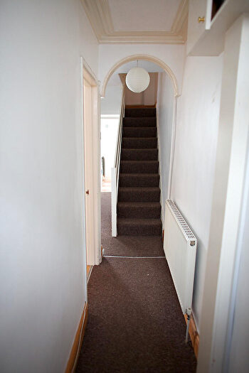5 Bedroom Terraced House To Rent In Stanley Hill, Bristol, BS4