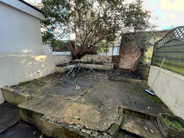 4 Bedroom House To Rent In St. Pauls Street, Brighton, BN2