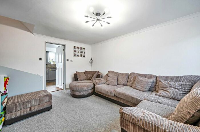 3 Bedroom Terraced House For Sale In Ludlow Road, Kidderminster, Worcestershire, DY10