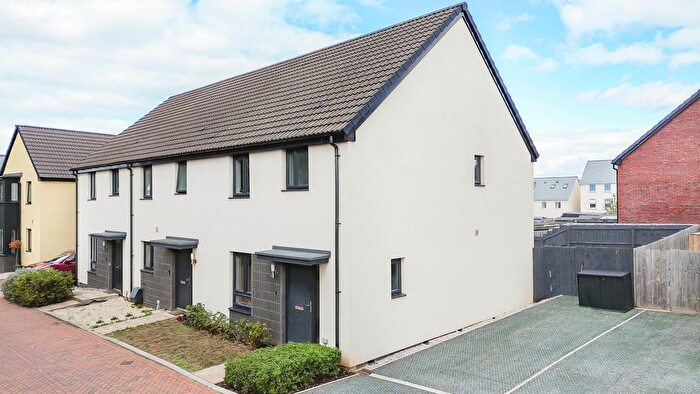 3 Bedroom End Terrace House For Sale In Chaffinch Rise, Cranbrook, EX5