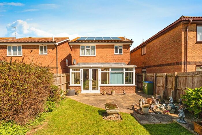 3 Bedroom Detached House For Sale In The Boundary, Seaford, BN25