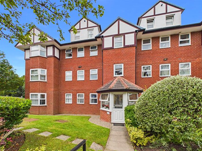 2 Bedroom Apartment For Sale In Mariners Lane, Tynemouth, NE30