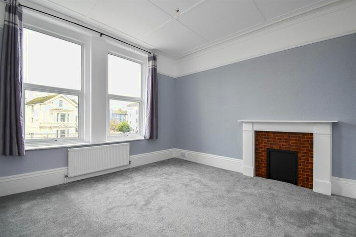 4 Bedroom Flat To Rent In Pevensey Road, St. Leonards-On-Sea, TN38