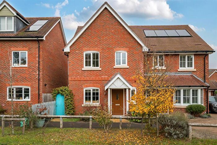 3 Bedroom Semi-Detached House For Sale In Folly Avenue, Wokingham, Berkshire, RG41