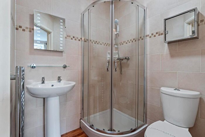13 Bedroom Terraced House To Rent In North Hill, Plymouth, PL4