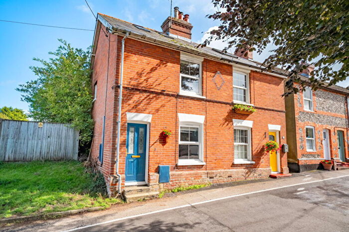 4 Bedroom Semi-Detached House For Sale In Red Lion Lane, Overton, Basingstoke, RG25