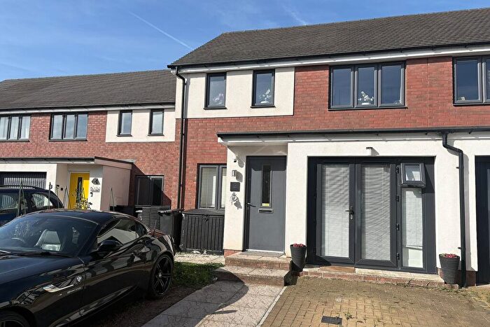 4 Bedroom Semi-Detached House For Sale In Chambers Lane, Tithebarn, Exeter, EX1