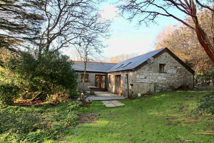 3 Bedroom Barn Conversion For Sale In Lowertown, Helston, TR13
