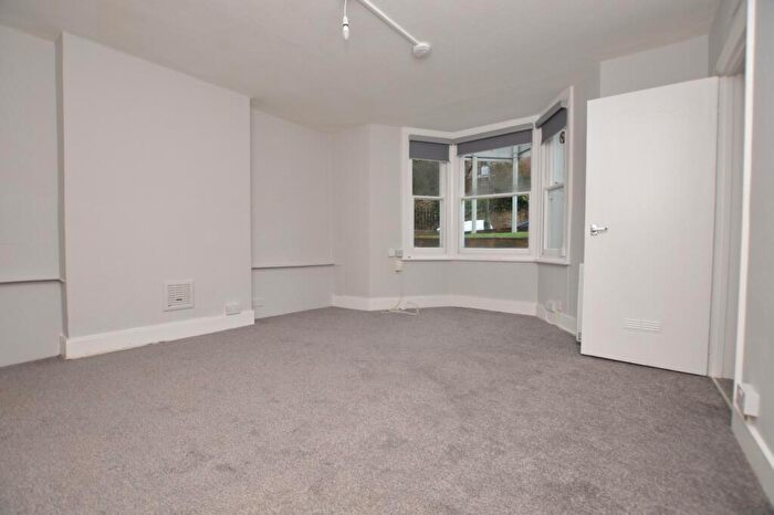 Studio To Rent In Ethelbert Road Bromley, BR1