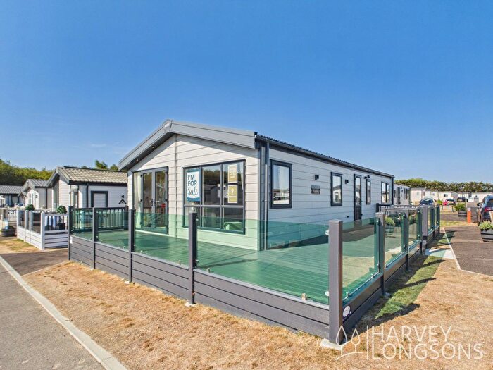 2 Bedroom Lodge For Sale In Rye Harbour Road, Rye Harbour, Rye, TN31