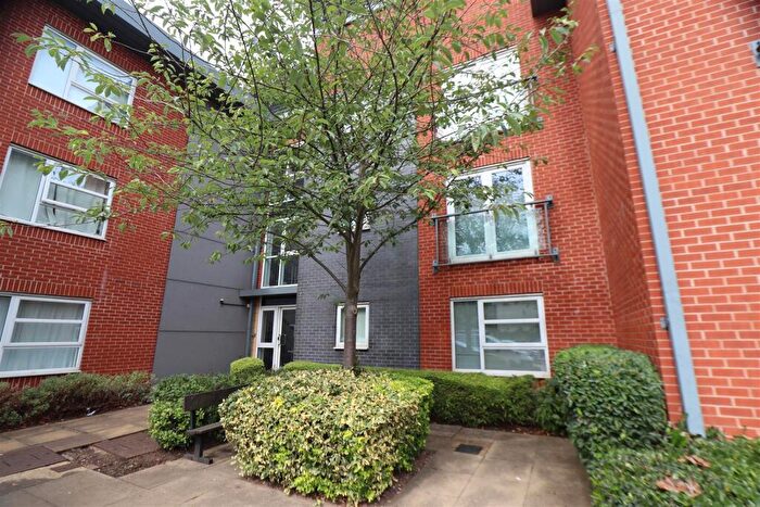 2 Bedroom Apartment For Sale In Stone Street, Oldbury, B69