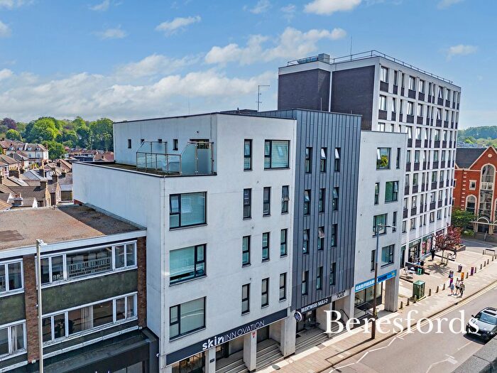 1 Bedroom Flat For Sale In Station Place, Kings Road, CM14