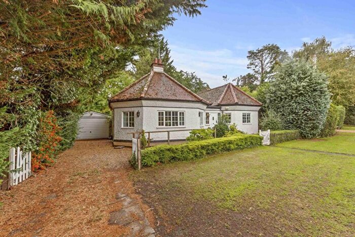2 Bedroom Detached Bungalow For Sale In Cokes Lane, Chalfont St Giles, HP8