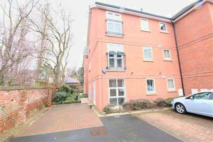2 Bedroom Flat To Rent In Trinity Road, DL3