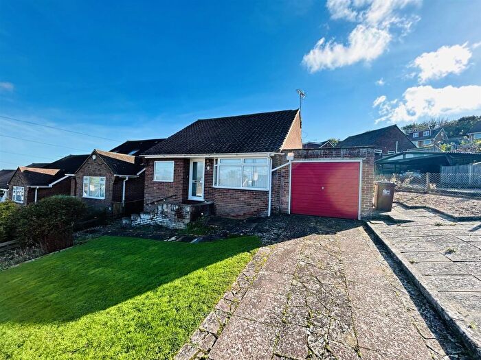 2 Bedroom Bungalow For Sale In Eridge Road, Eastbourne, BN21