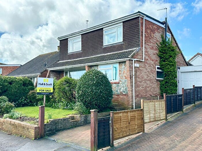 4 Bedroom Property For Sale In Bapton Close, Exmouth, EX8