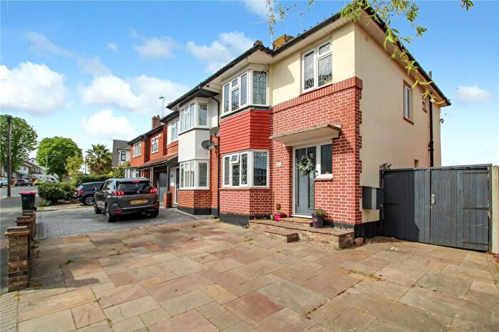3 Bedroom Semi Detached House For Sale In Mountdale Gardens, Leigh-on-Sea, Essex, SS9