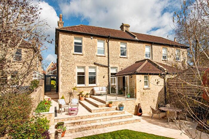 4 Bedroom Semi-Detached House For Sale In Newbridge Hill, Bath, Somerset, BA1