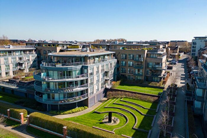 2 Bedroom Apartment For Sale In Kingsley Walk, Cambridge, CB5