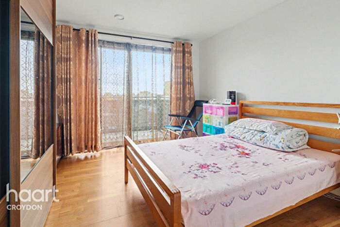 1 Bedroom Flat To Rent In Whitehorse Road, Croydon, CR0