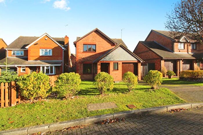 3 Bedroom House To Rent In Elderberry Drive, St Ippolyts, Hitchin, SG4