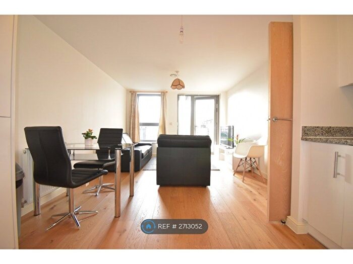1 Bedroom Flat To Rent In Fulneck Pl, London, E1