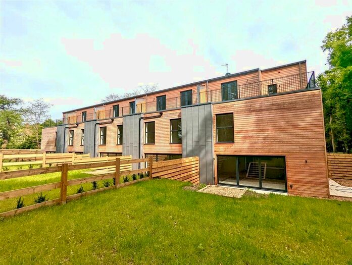 2 Bedroom Flat For Sale In The Mews, Herringswell, Bury St. Edmunds, IP28