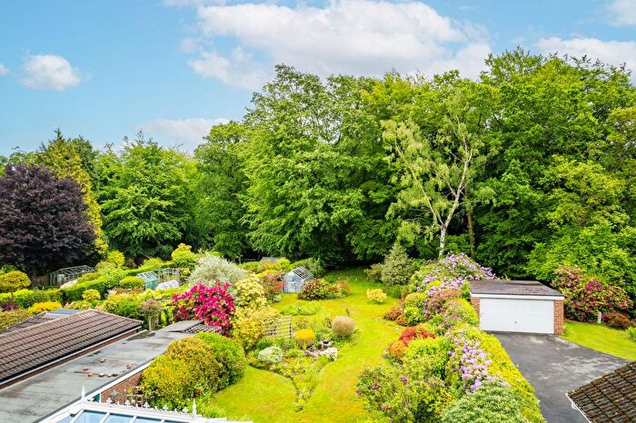 3 Bedroom Detached Bungalow For Sale In Felcourt Road, Felcourt, RH19